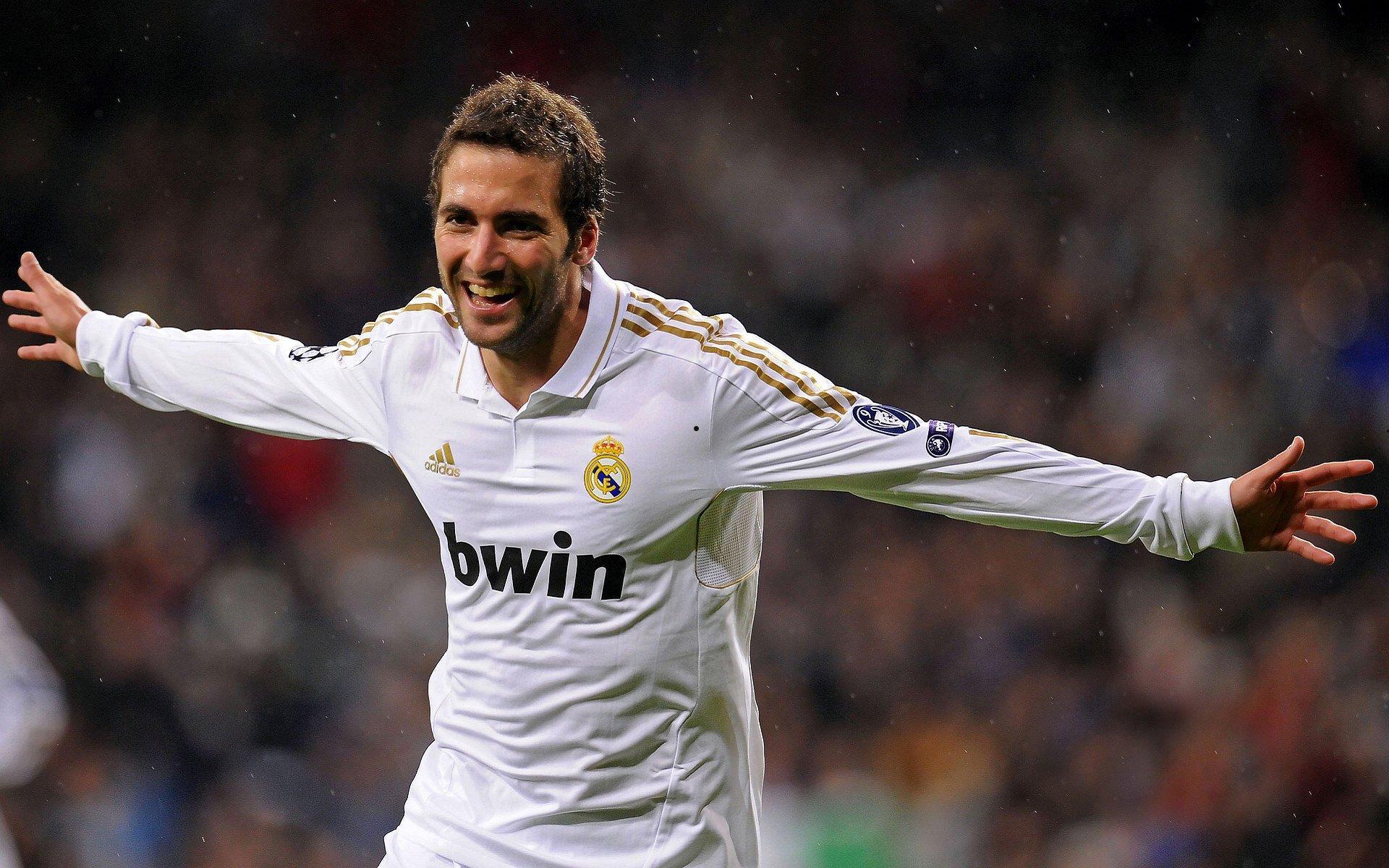 枪手夏窗豪掷超2亿镑!史上最贵阿森纳点燃英超争冠烈焰