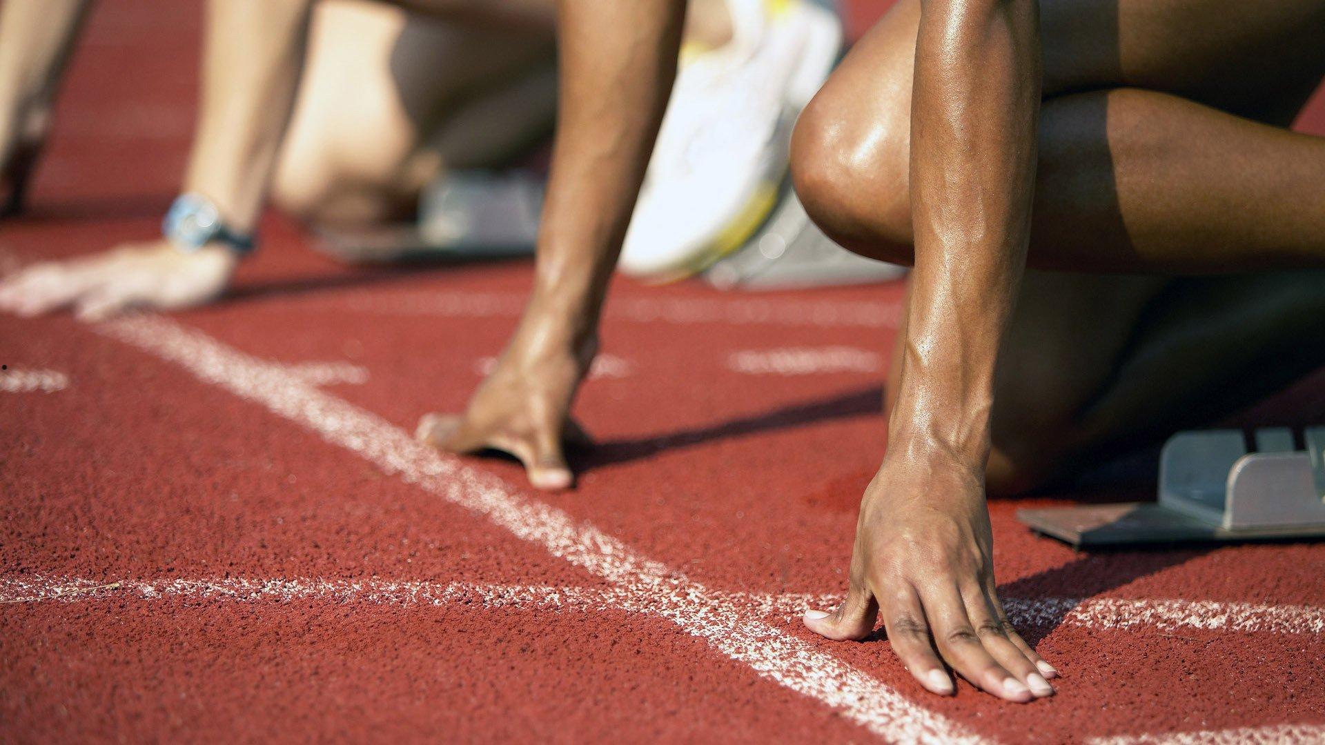 英超争冠悬念再起，利物浦强势击败曼城，联赛格局生变